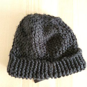 H&M Black Knit Hat